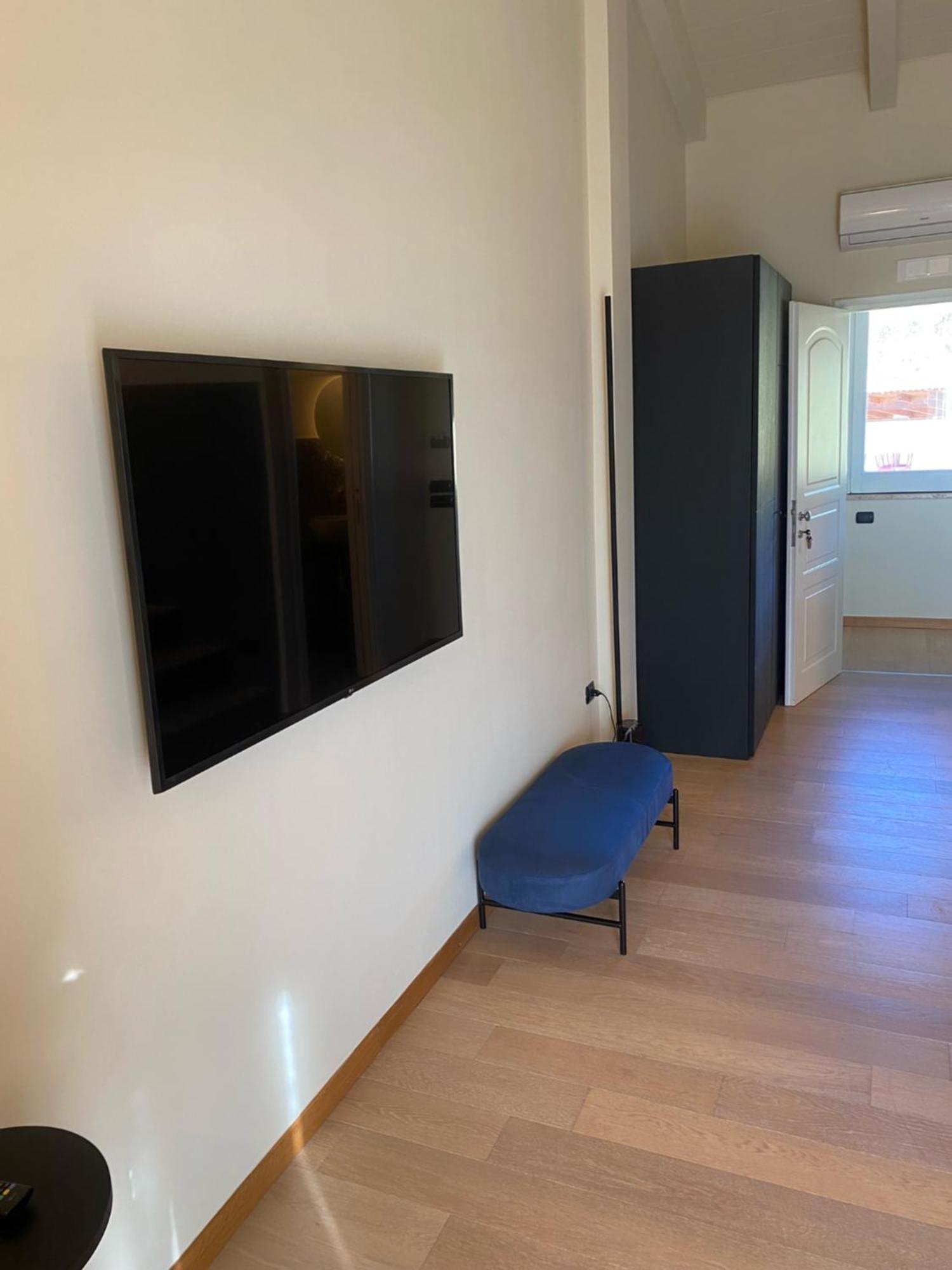 Terra Di Vento Bed & Breakfast Montecorvino Pugliano ภายนอก รูปภาพ