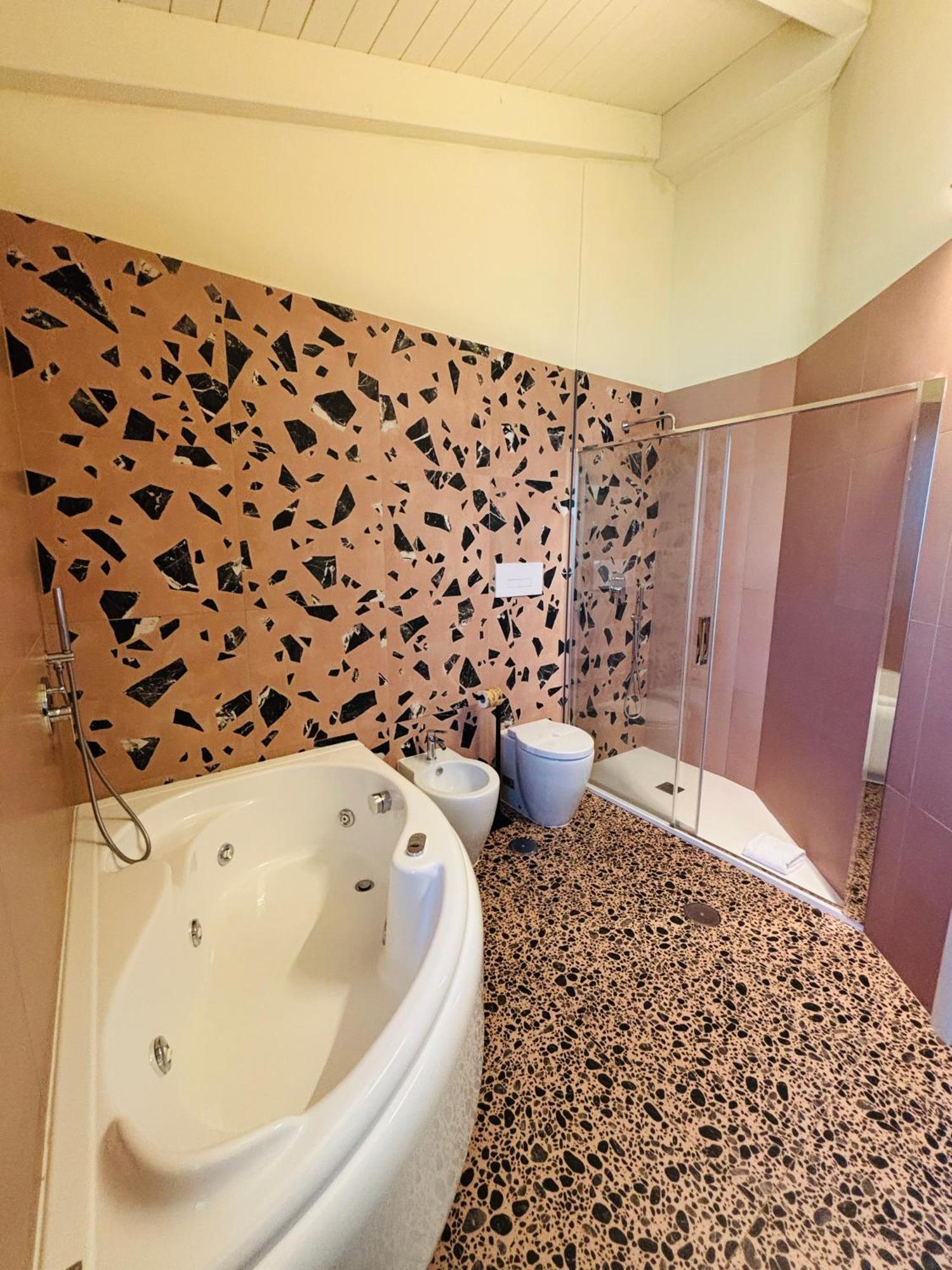 Terra Di Vento Bed & Breakfast Montecorvino Pugliano ภายนอก รูปภาพ